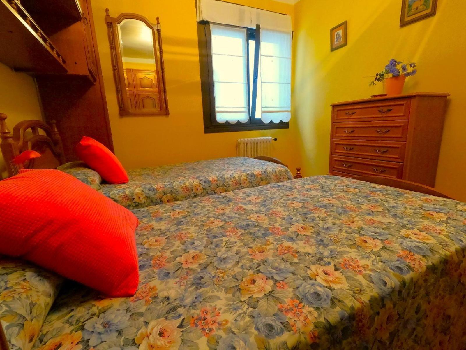 El Pescador Apartment Ribadesella Luaran gambar